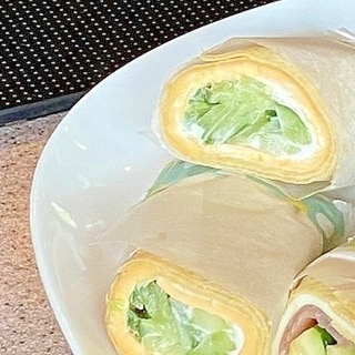 楽しいランチに、チーズと野菜のブリトー